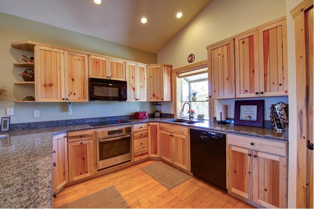 Ridgetop Hideaway Hatch Exterior photo